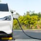 Linha de veiculos sustentaveis eletricos hibridos e etanol promovendo mobilidade verde 85x85